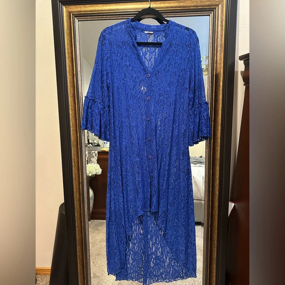Blue Lace Button-Front Women's Top - Picture 1 of 1